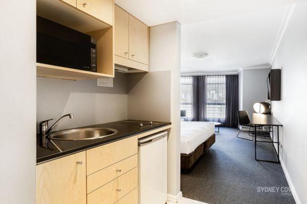 Kozyguru / Haymarket / 1b / Location / Nha653-206